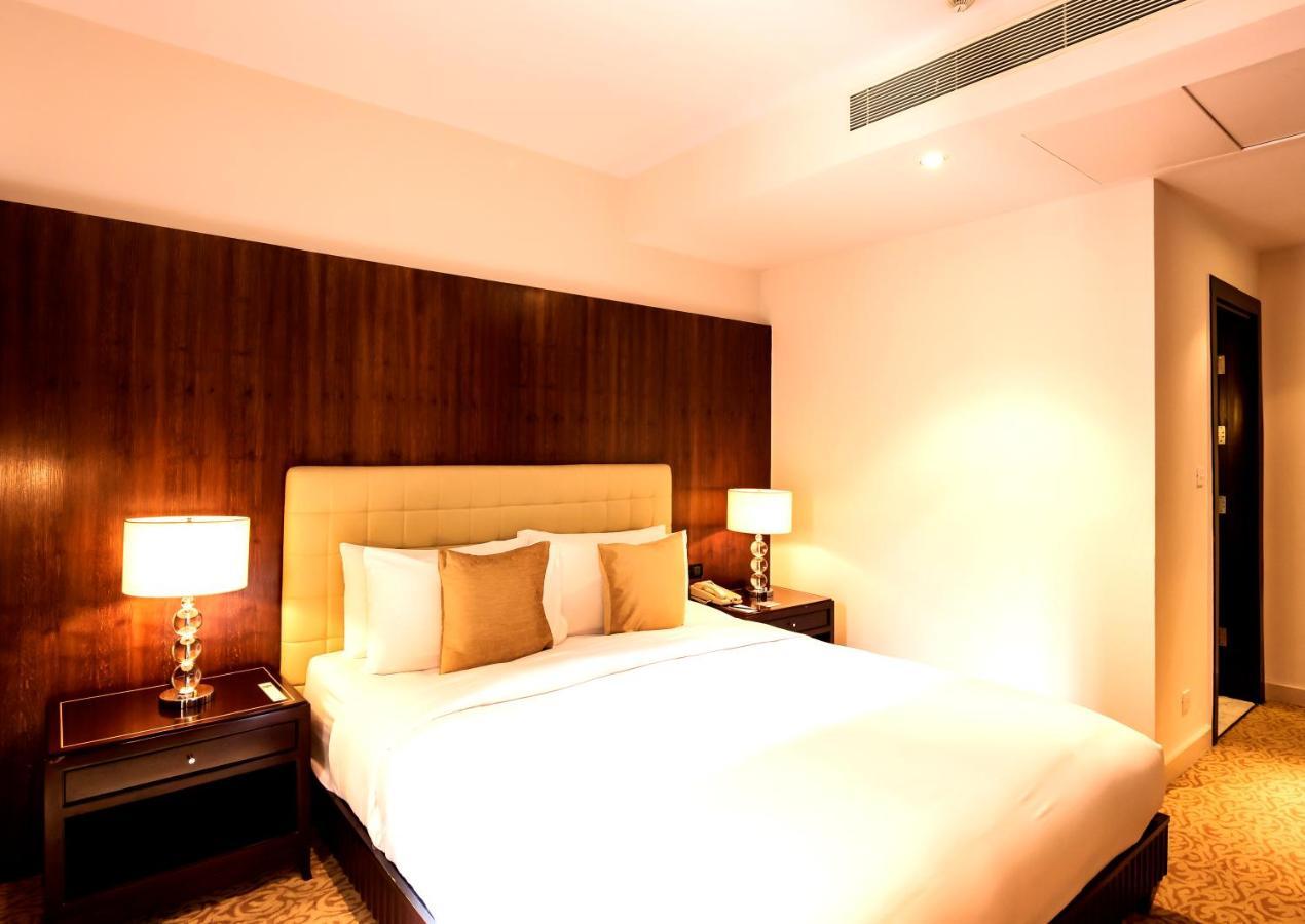 Oakwood Premier Prestige Bangalore Extérieur photo