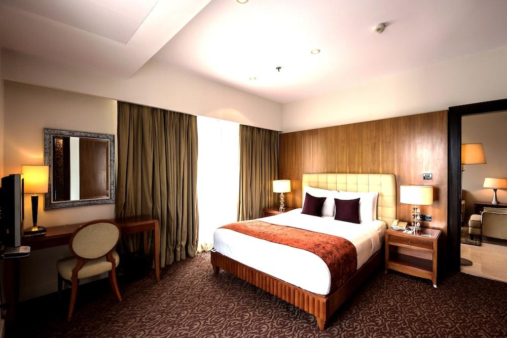 Oakwood Premier Prestige Bangalore Extérieur photo